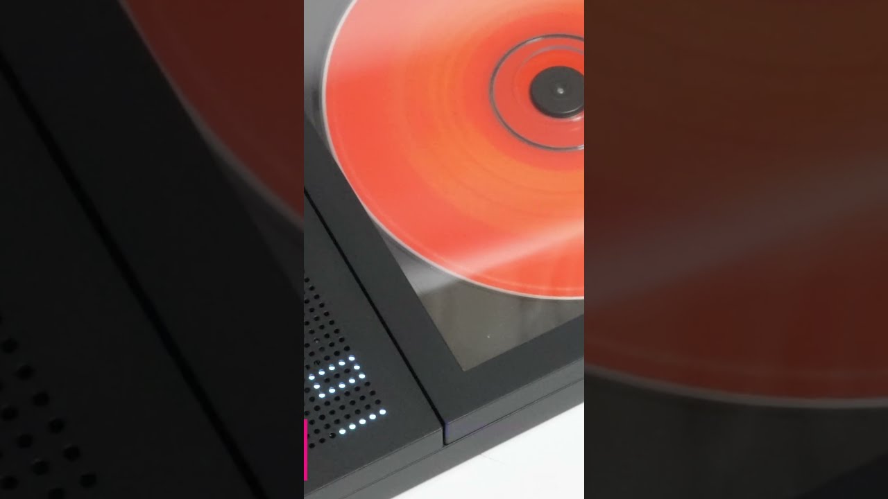 透明トレイ最高かよ！CDプレーヤー「Instant Disk Audio-CP2