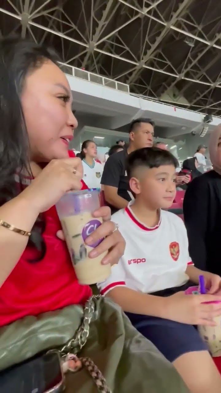 Punya Instagram sendiri ANEH katanya!