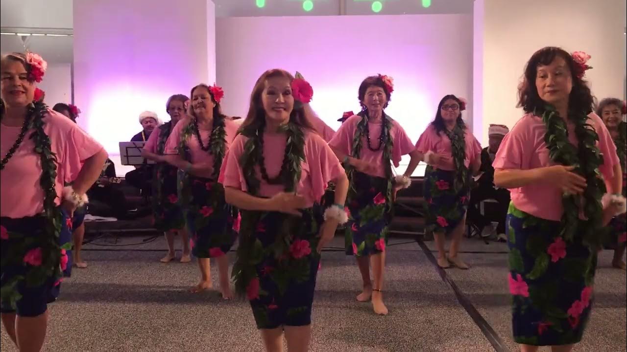 HAUOLI Hula sisters at 2022 Torrance Hospital Christmas Festival