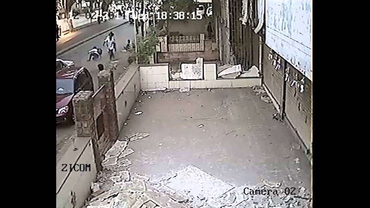 Hit-and-run caught on CCTV - Charkop | Mumbai