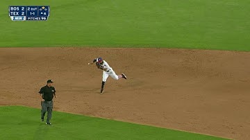 BOS@TEX: Lin reaches safely on Odor