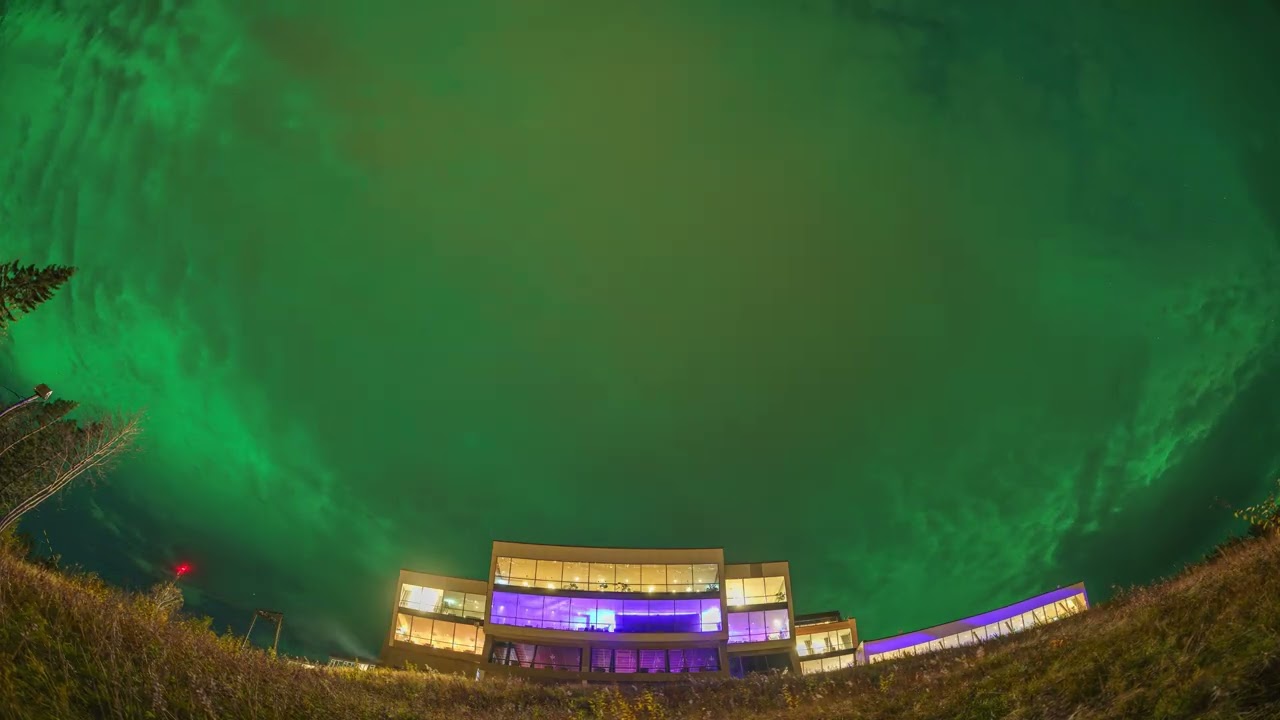 Raging high speed stream aurora above hotel Hallstaberget oct 18 2025