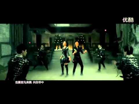 凤凰传奇-策马奔腾-MV.flv