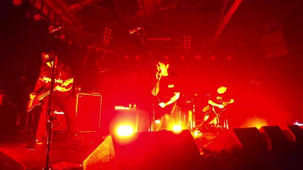 Eighteen Visions "Motionless and White" [at The Glass House] LIVE