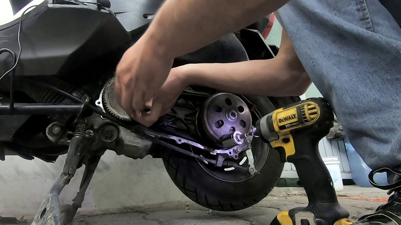 Problemas En Honda Dio/Cambio de Banda Y Contra Pesos No Esperaba Esto Inprove San Fco Video/Parte 2