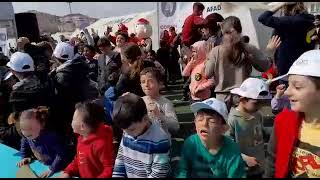 Çorum Belediyesi Tiyatro Kulübü Afşin’de depremzede çocukların kalbine dokundu
