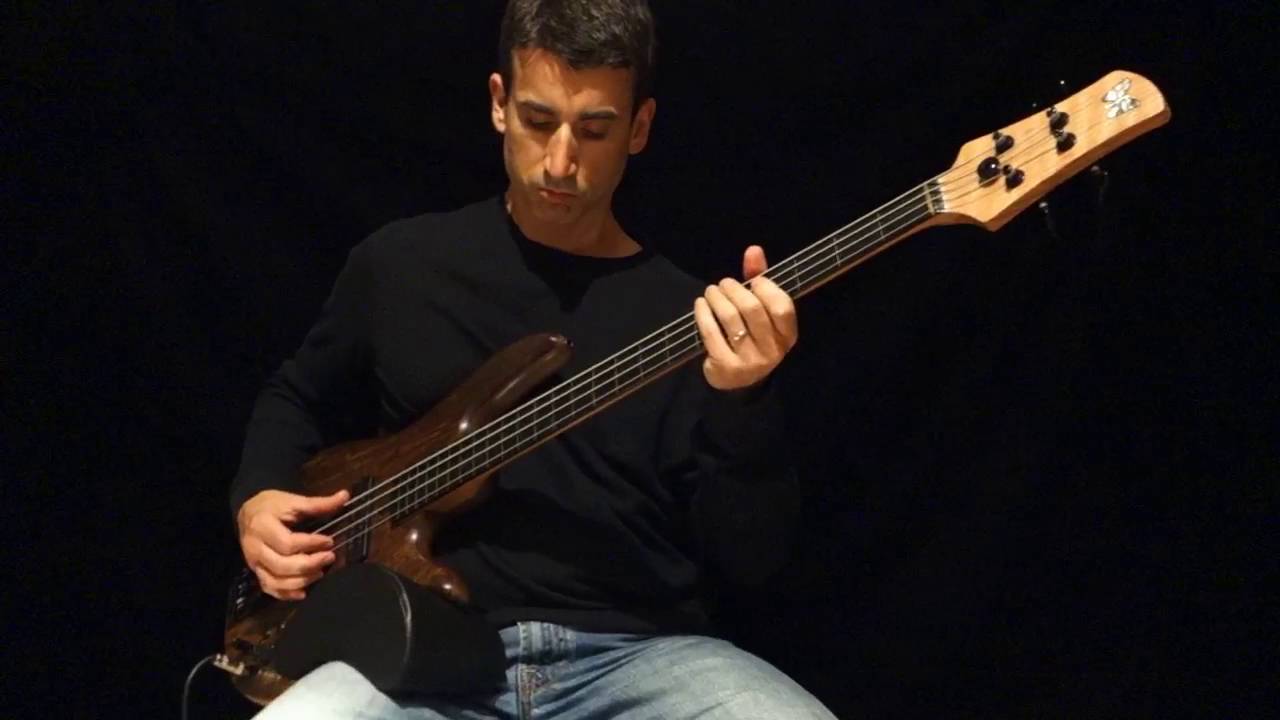 Fretless Bass Solo - 'Vin and Mad' - YouTube
