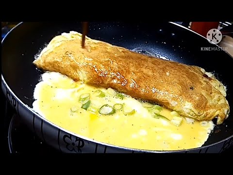 Video: Omelettes Nrog Tsev Me Cheese Thiab Tshuaj Ntsuab