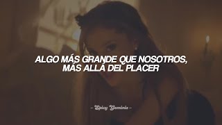 Ariana Grande y The Weeknd - Love Me Harder (español)