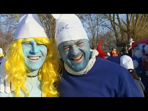 Guinness World Records: German town ‘holds largest-ever Smurfs meeting’