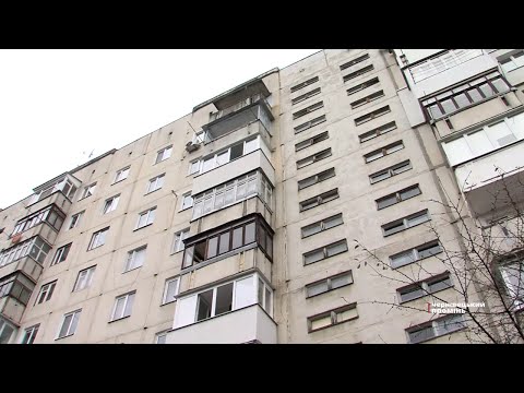 Чернівецький Промінь: У будинку на Героїв Майдану дірявий дах, а у підвалі протікають каналізаційні труби Чернівецький Промінь: У будинку на Героїв Майдану дірявий дах, а у підвалі протікають каналізаційні труби