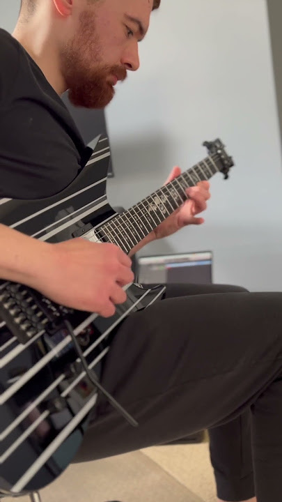 Download lagu Carry On - Avenged Sevenfold Guitar Solo Cover #avengedsevenfold #guitar #guitarsolo #metal