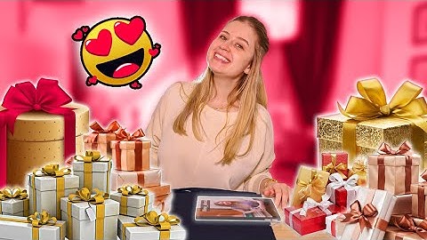 فتحت هدايا عيد ميلادي  😍🎁 | تفاجئت باجمل هدية في حياتي بكيت !! 😱💔(مؤثر)