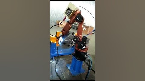 Welding Robot for Oil Tank