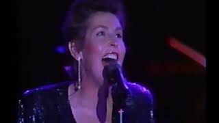 HELEN REDDY SINGS I DON&#39;T KNOW HOW TO LOVE HIM LIVE!  - ANDREW LLOYD WEBBER