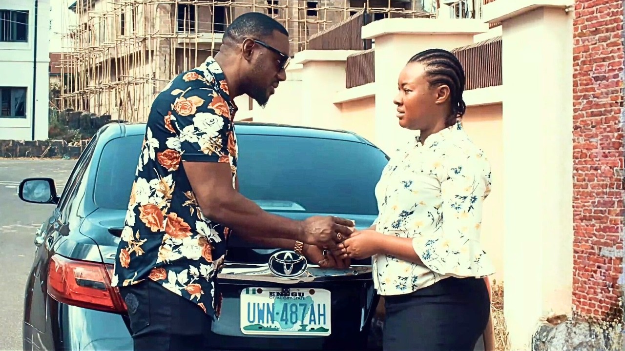 She Was A Poor Girl Begging For Money By The Road Side But A Billionaire Fell In Love Wit Her Beauty