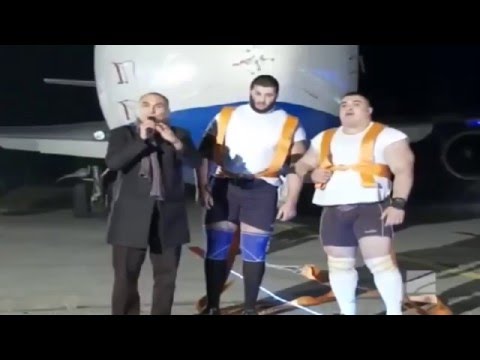 ორი ძლევოსანი რომლებმაც თვითფრინავი გაწიეს