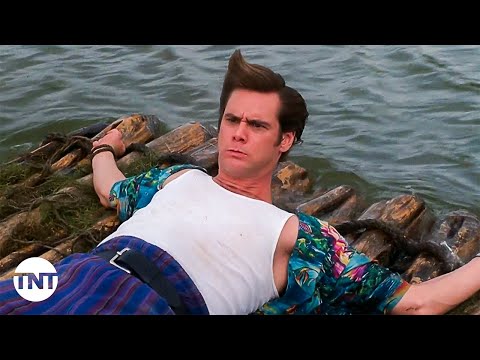 Still: Ace Ventura wrestles a crocodile — Ace Ventura: When Nature Calls