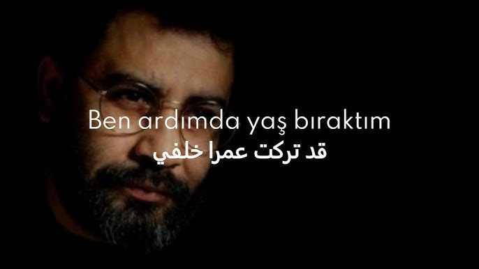 Жігіттер үй кеші кезінде асүйде бір қызды сиқыған. Аяқпен шамадан тыс жұлдыру