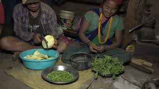 Cooking curry of green vegetables by using primitive technology