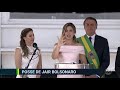 Michelle Bolsonaro quebra protocolo e discursa em libras