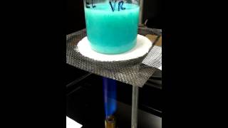 Heating up solution to produce CuO