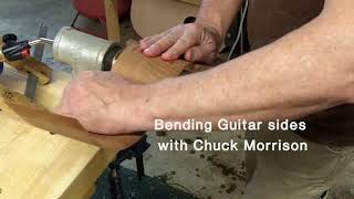 Video-Miniaturansicht von „Hot pipe bending of guitar sides with Luthier Chuck Morrison“