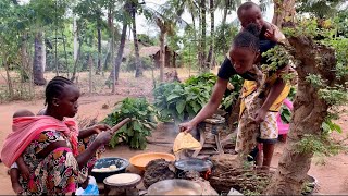 Our Village’s Most Organic Young Mom’s Cook Most Delicious Organic Traditional Village Swahili Food