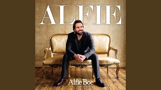 Video thumbnail of "Alfie Boe - Music Of The Night (From "The Phantom Of The Opera")"