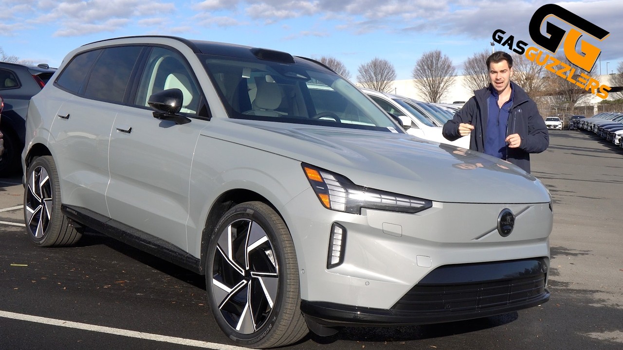 2025 Volvo EX90 Review | A True Lifesaver