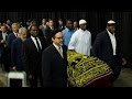 Fans Honor Muhammad Ali at Muslim Prayer Service