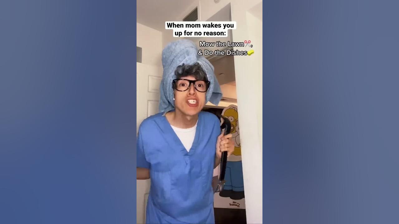 Mom: The Musical #themanniishow.com/series