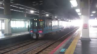 IR521系ワンマン普通富山行金沢駅発車