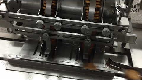 Biscuits Pile/Stack Feeding