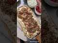 Esta es tu señal para hacer pizza a la parrilla con cebolla caramelizada 🍕 🤤