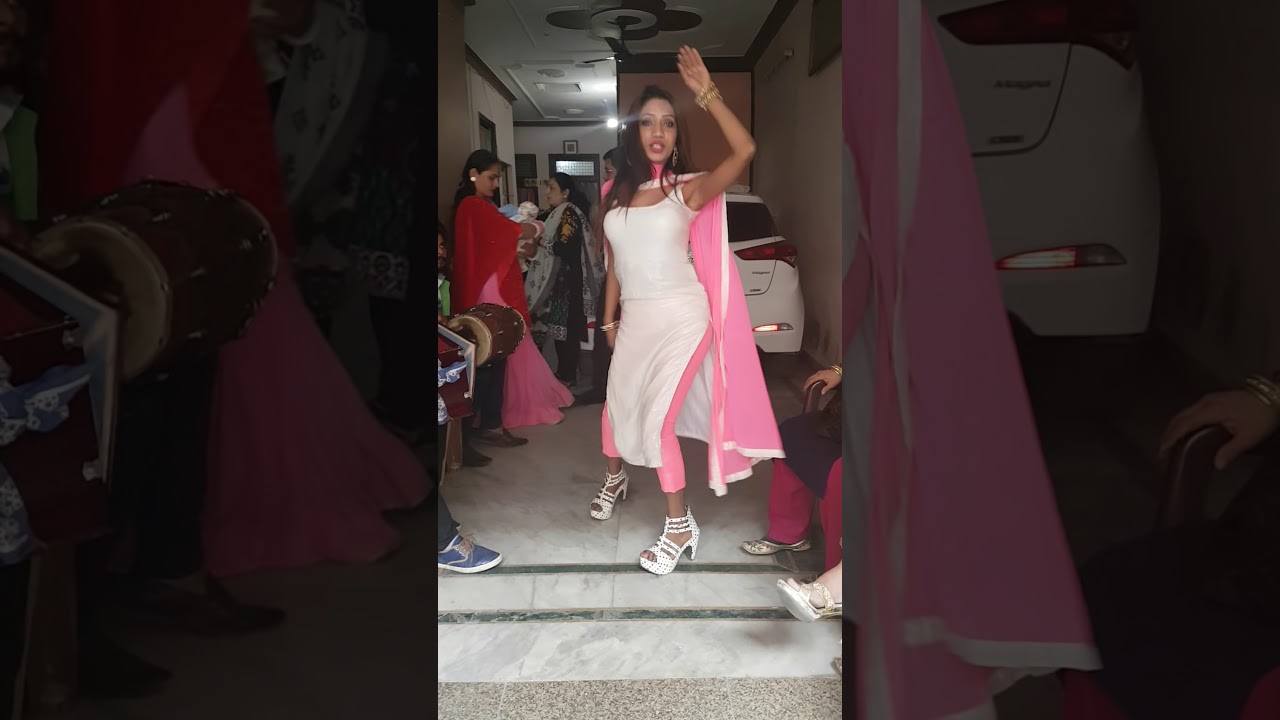 Zara khakhan dance