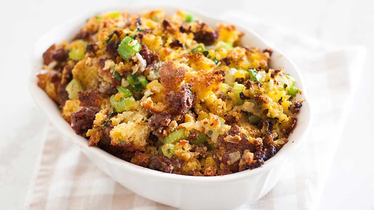 Thanksgiving Cornbread Dressing with Sausage - YouTube