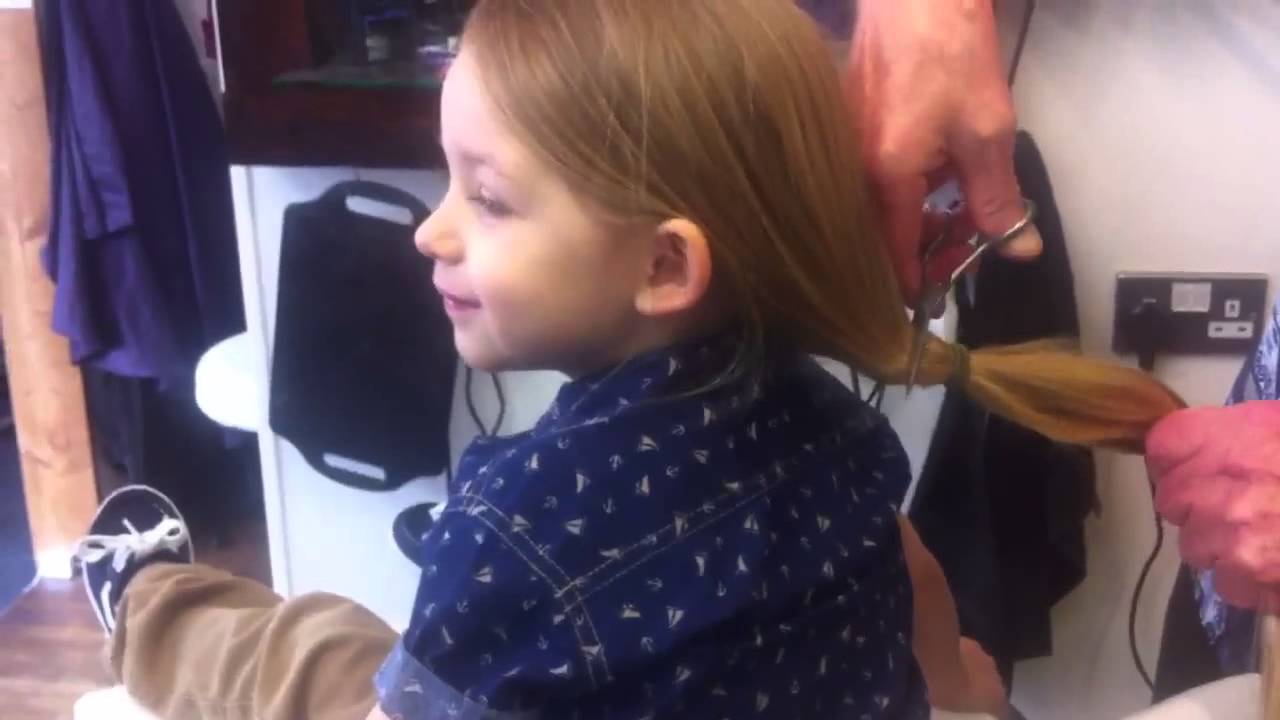 Cutting off ponytail @ Mcutting