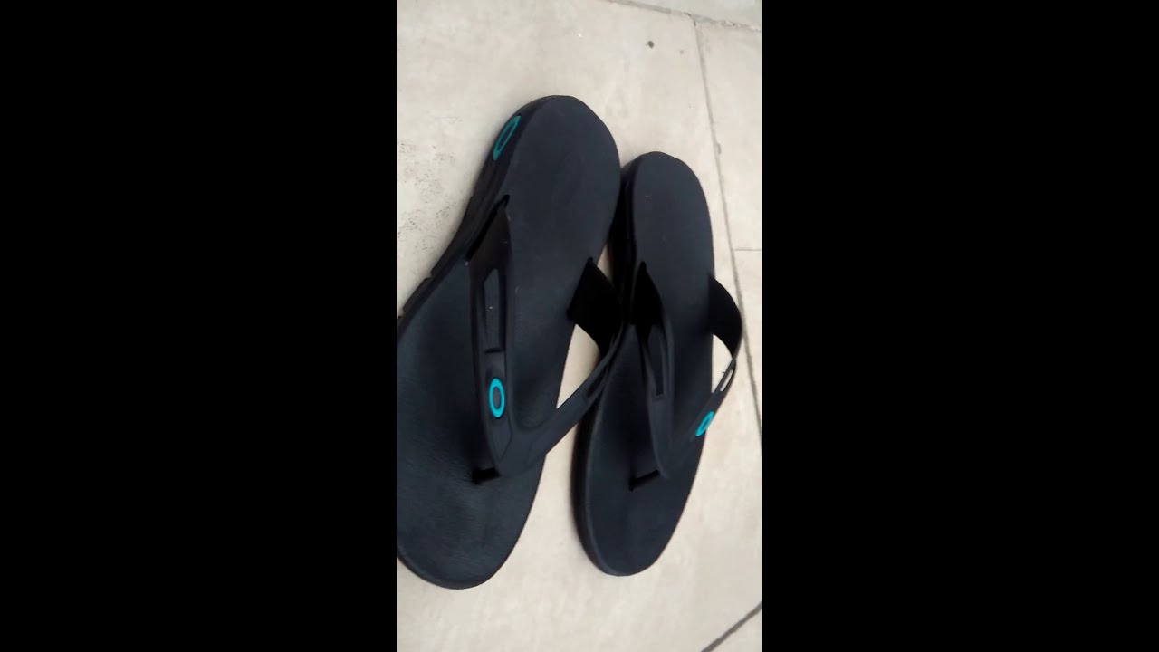 Chinelo Oakley Rest 2.0 review - YouTube
