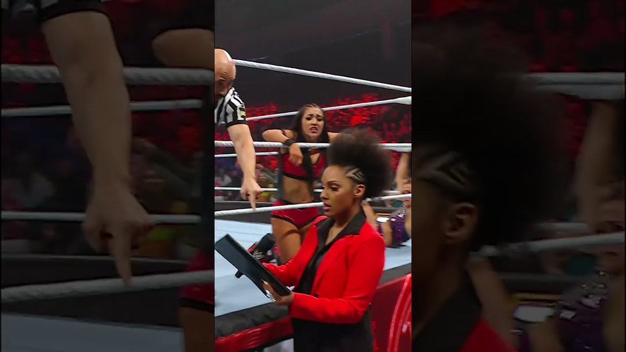 Lola Vice Cashes In Mid Match