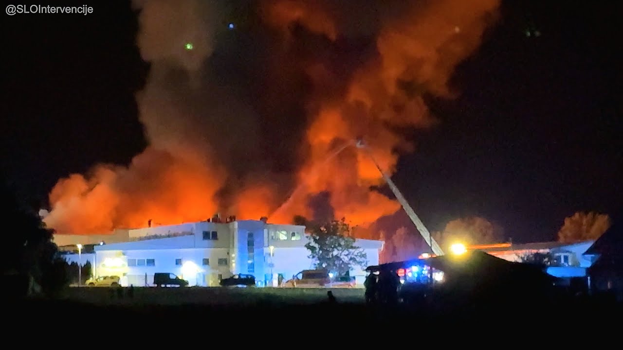 [POŽAR INDUSTRIJSKEGA OBJEKTA] Posredovanje enot GZ Radovljica, GARS Kranj, GARS Jesenice, ELME, NMP