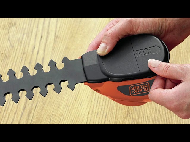 Black + Decker Cordless Shrub / Hedge Trimmer GSL35 Review 