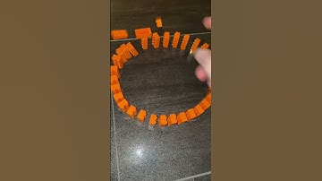 Lego blocks domino effect- circle