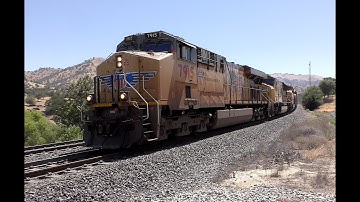 UNION PACIFIC diesel trio roll through Woodford heading past Tehachapi loop
