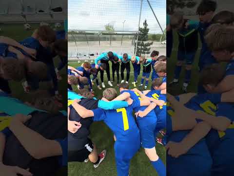 Naši mládežníci z kategórie U13 obhajujú triumf na Memoriáli Josefa Kopejtka.💛💙