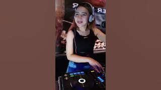 Geleng Geleng santuyyyy dj rere monique