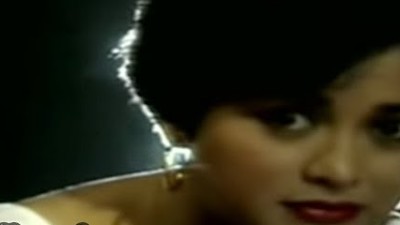 Betharia Sonatha - Biarkanlah Dia Pergi (Official Karaoke Video)