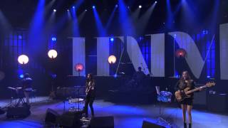 Video thumbnail of "Haim   Falling Live iTunes Festival 2013"