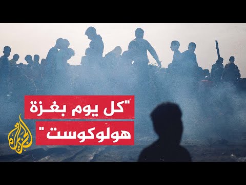 شاهد| فلسطينيون يتفقدون موقع مجزرة مخيم النازحين في رفح
