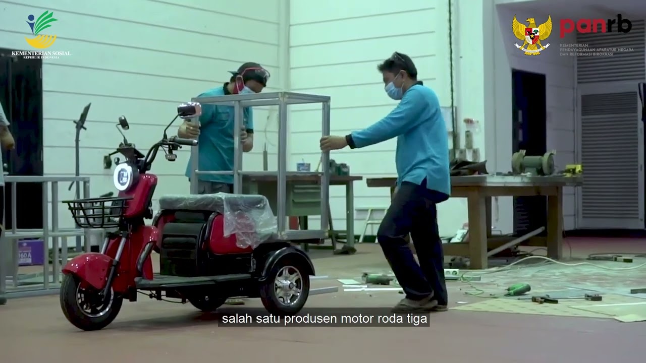 PEKA DISABILITAS (Perakitan Karoseri Motor Roda Tiga Oleh dan Untuk Penyandang Disabilitas)